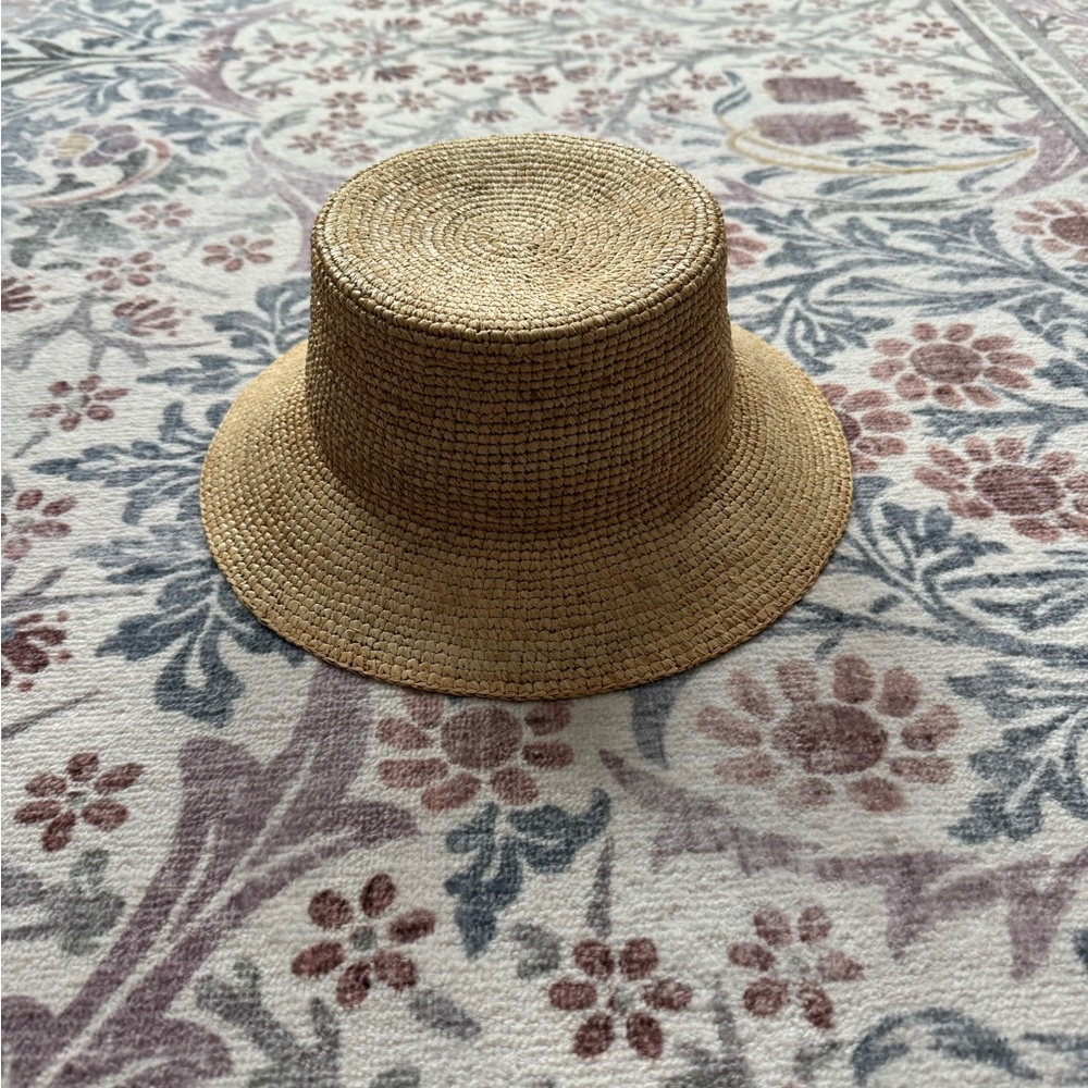 Stylish Tan Straw Hat